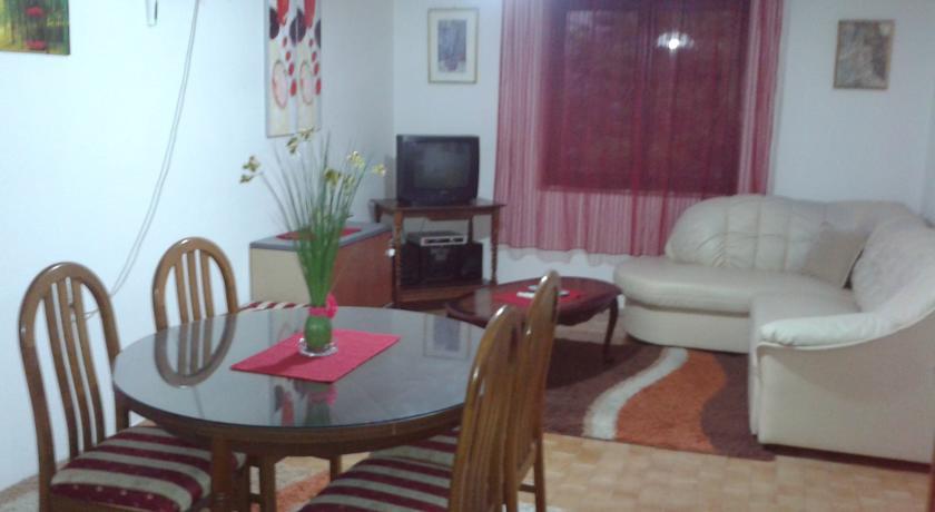 Savic Apartments Kotor Bilik gambar