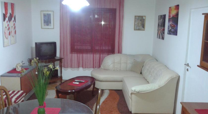 Savic Apartments Kotor Bilik gambar