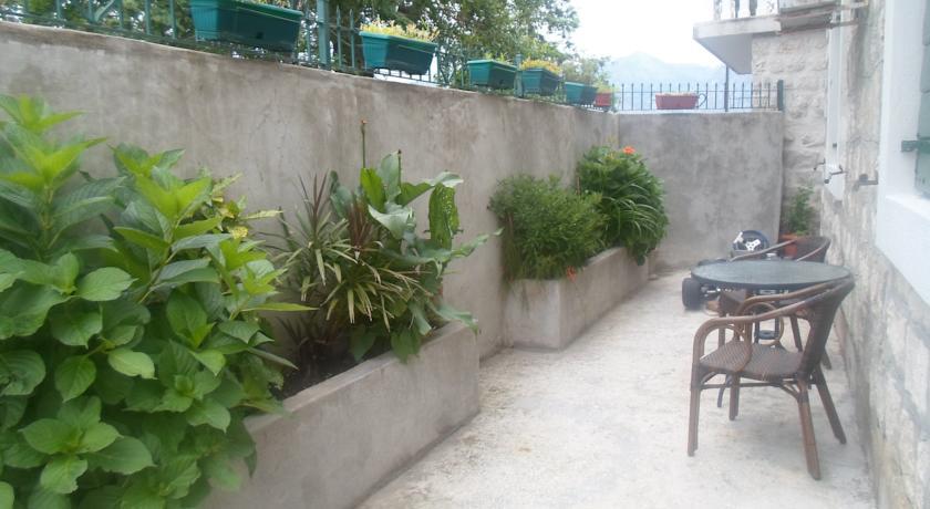 Savic Apartments Kotor Bilik gambar