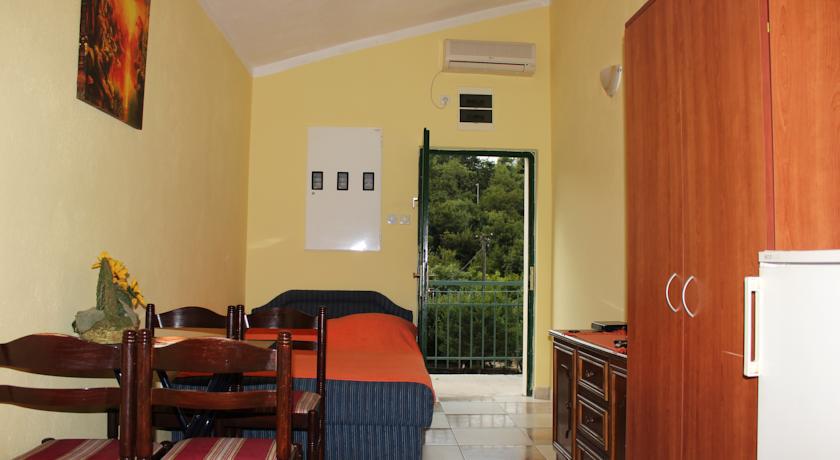 Savic Apartments Kotor Bilik gambar